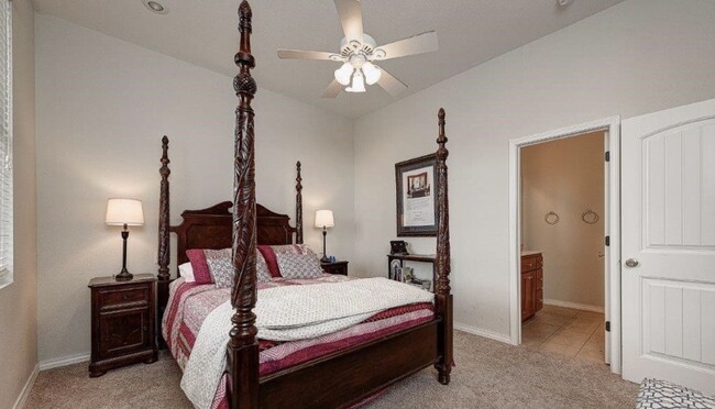 Building Photo - 410 N Oliver Ave