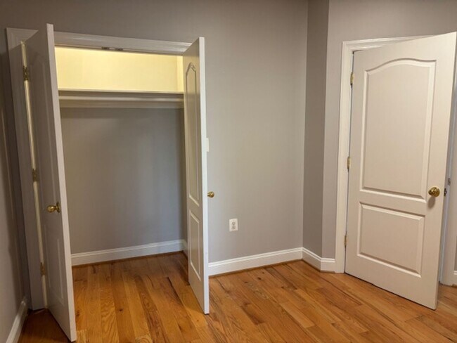 Building Photo - 2831 11th St NW