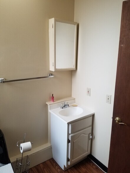 Building Photo - 1226 W Allegheny Ave