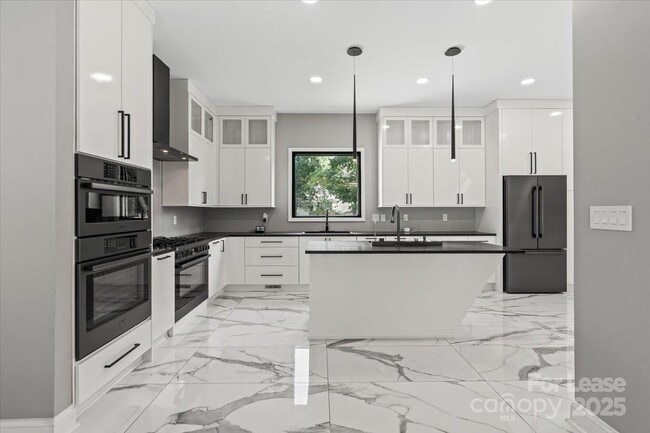 Building Photo - 4129 Carnoustie Ln
