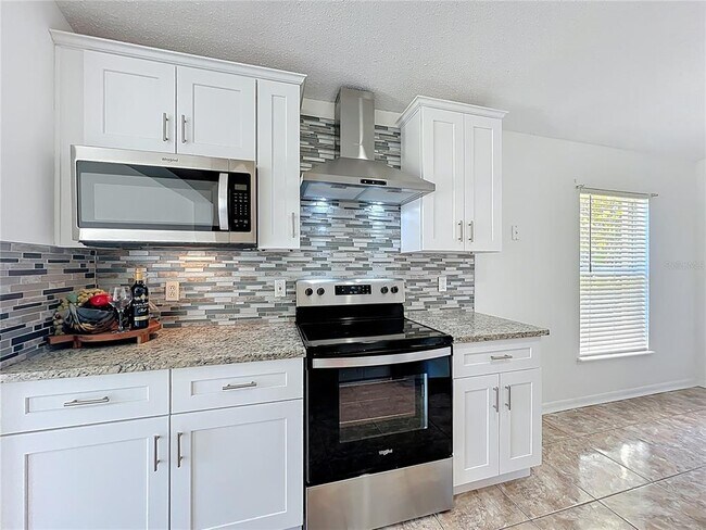 Building Photo - 3155 Atwater Dr