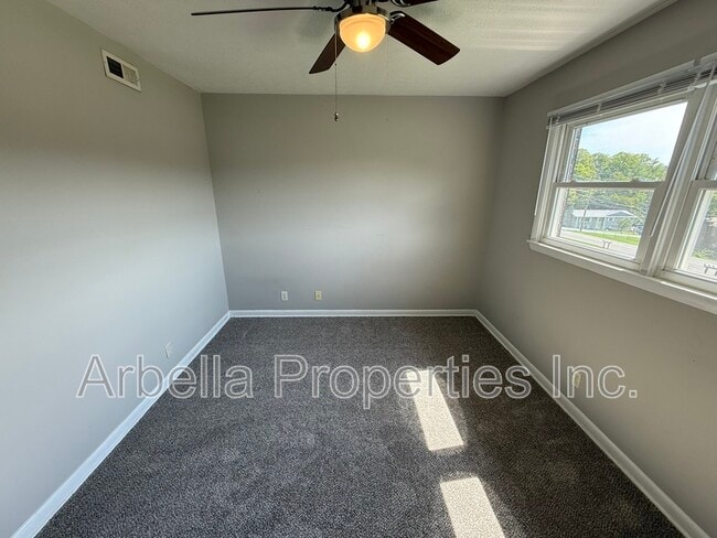 Building Photo - 960 Kendrick Creek Rd