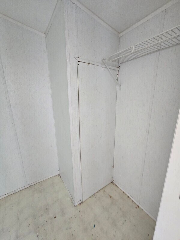 Building Photo - 2416 Cattail Cir
