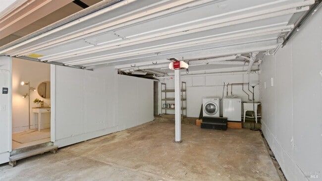 Building Photo - 317 Olema Rd