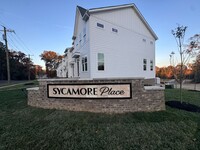 Building Photo - 112 Avenda Ln