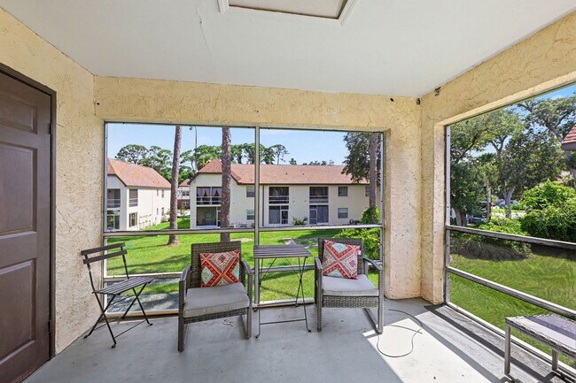 Building Photo - 3100-3111 Sir Hamilton Cir