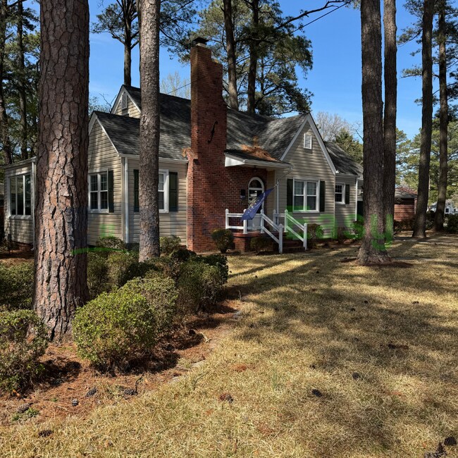 Building Photo - 8533 Circle Dr