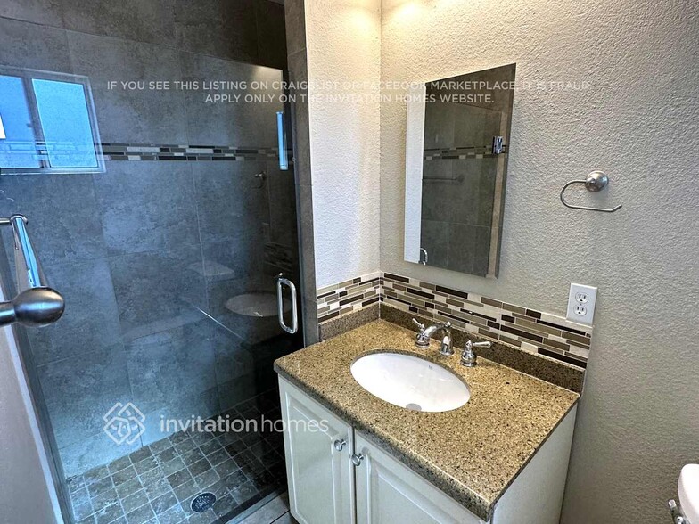 Building Photo - 14609 N 36th St