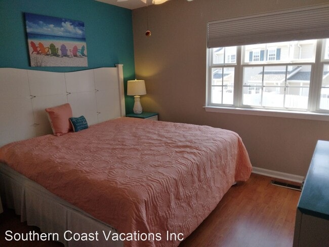 Building Photo - 2 br, 2.5 bath House - 103 Barnwell Street...