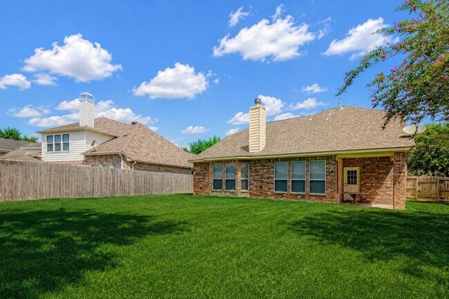 Building Photo - 26603 Summerbend Hollow Ln