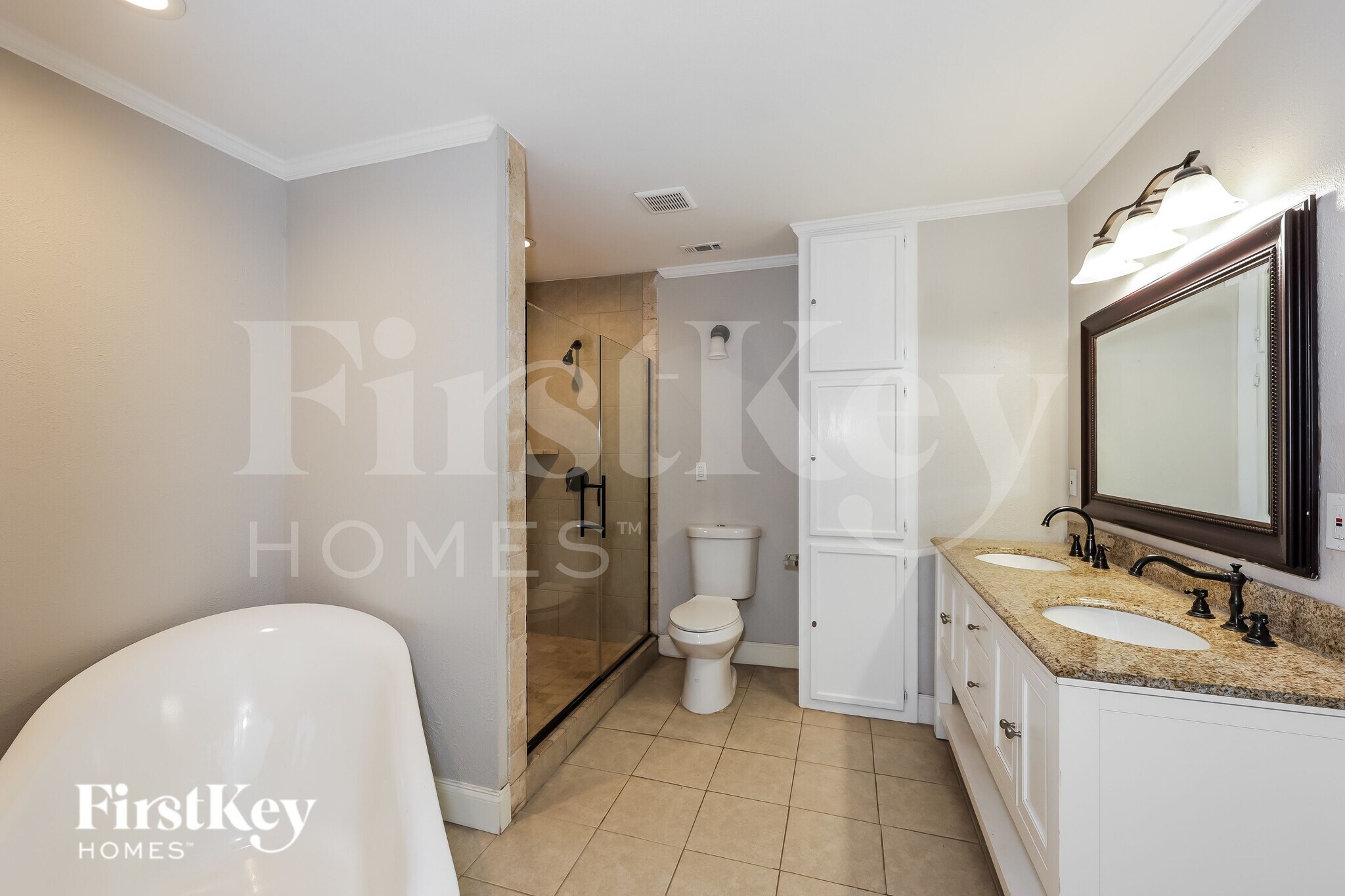 Building Photo - 213 Ripplewood Dr