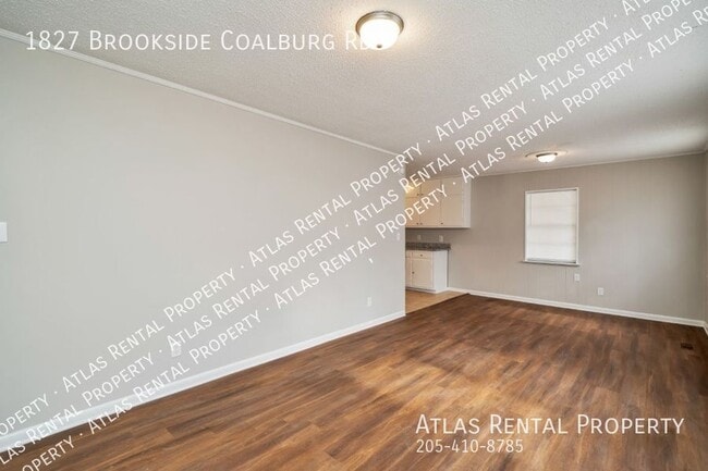 Building Photo - 1827 Brookside Coalburg Rd