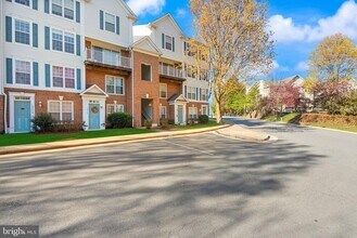 Building Photo - 12739 Fair Crest Ct