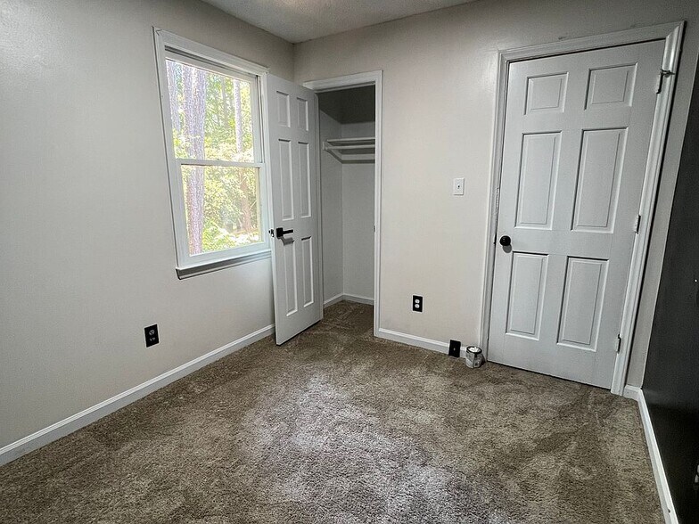 Building Photo - 4312 Whisperwood Dr
