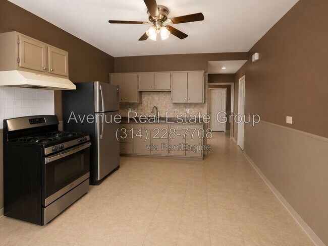 Building Photo - 3210 Osceola St