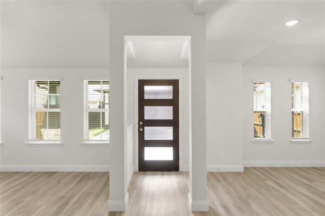 Building Photo - 625 Presidio St