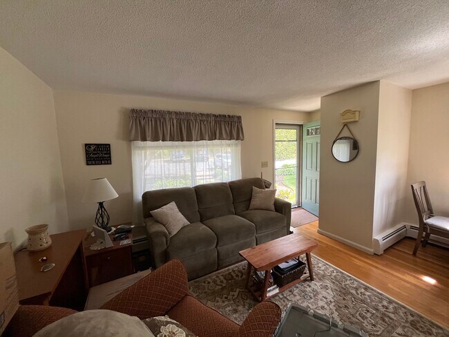 Building Photo - 1 Walcott Valley Dr