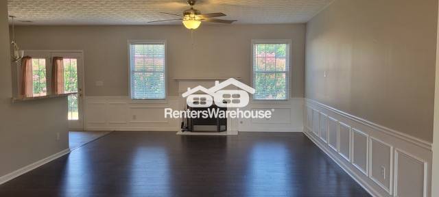 Building Photo - 996 Maple Leaf Dr