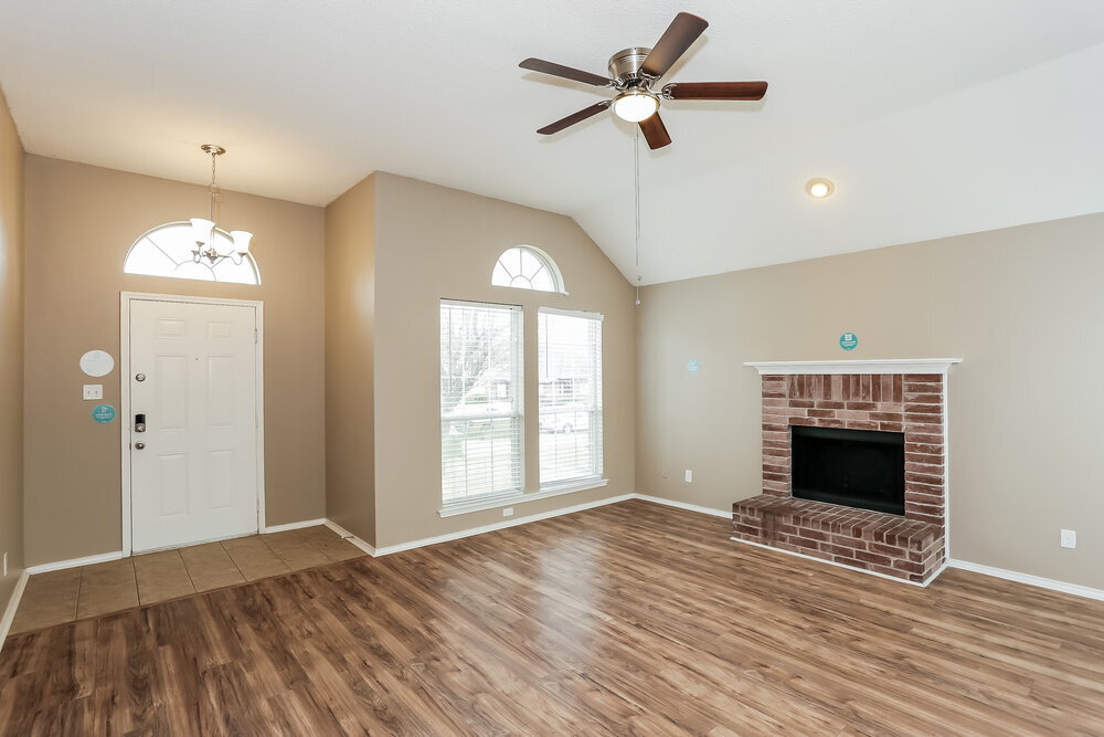Building Photo - 1322 Riverview Ln