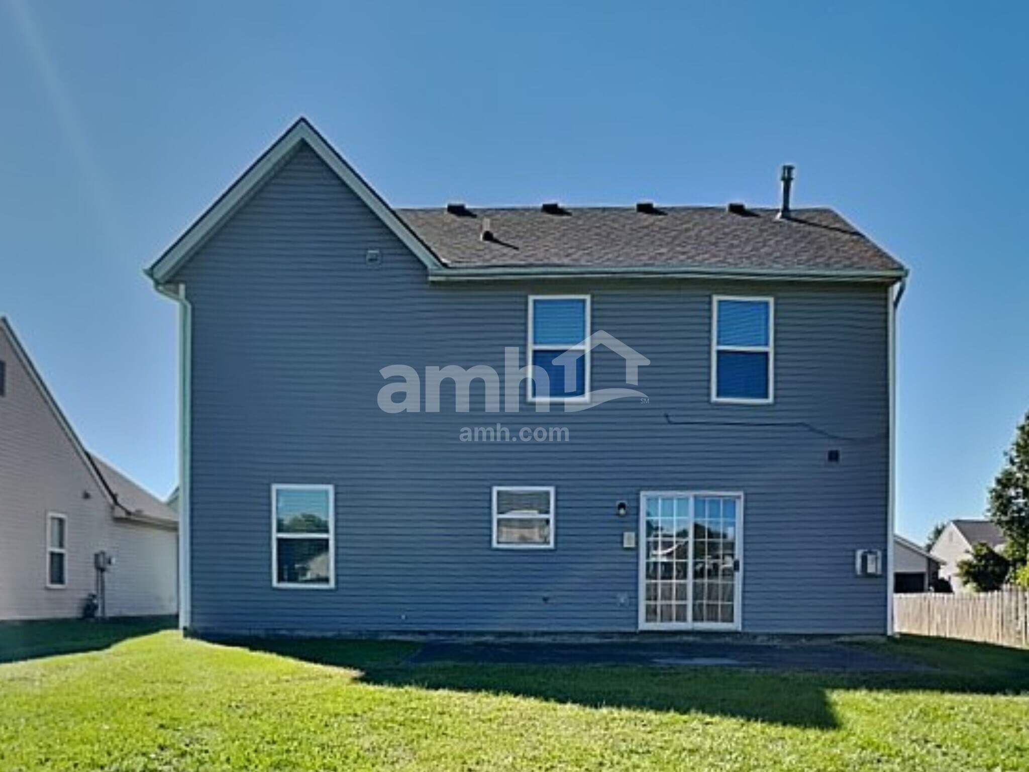 Building Photo - 138 Thompson St