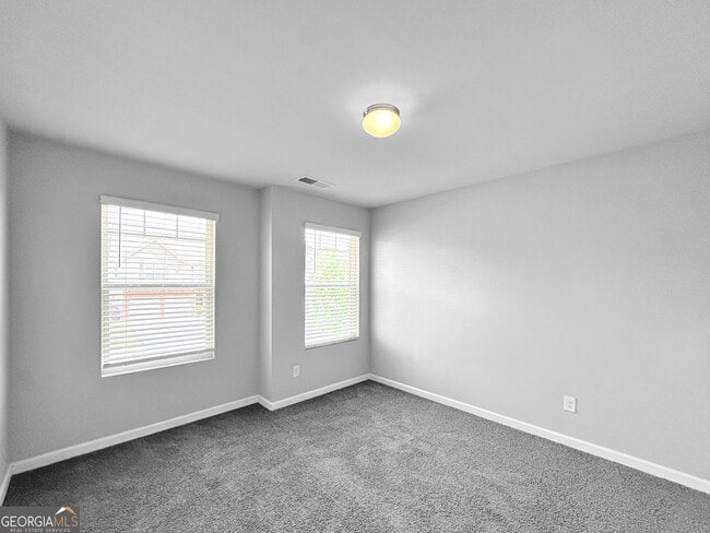 Building Photo - 1067 Lear Dr