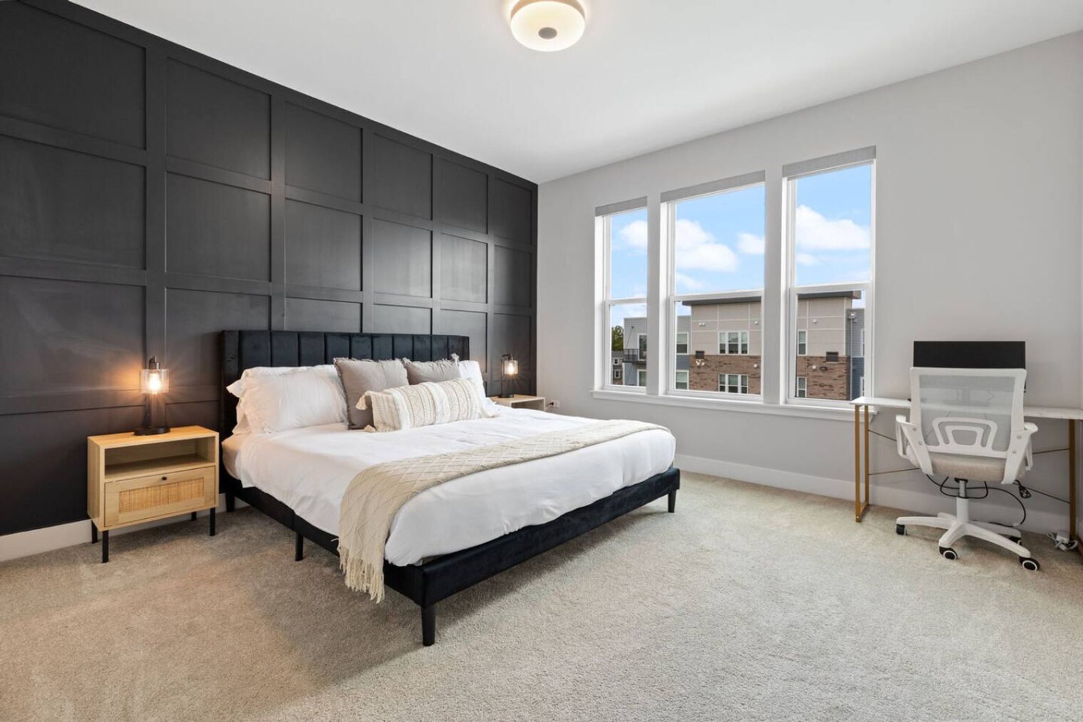 Building Photo - 28294 Ferry Rd