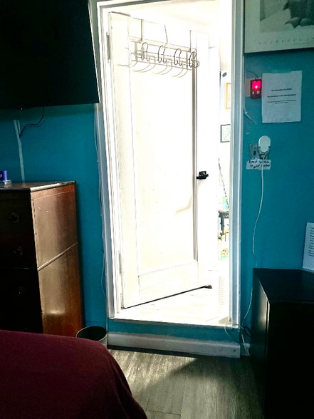 Building Photo - 5 Hardy Pl