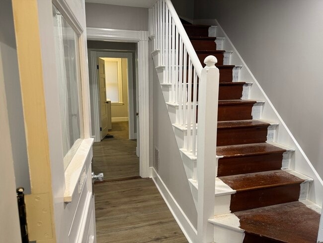 Building Photo - 157 East St