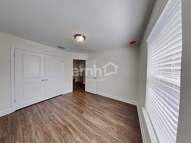 Building Photo - 3233 Bridge Haven Dr