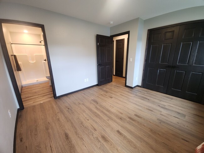 Building Photo - Newly Built 3BR/2BA Home in Oshkosh, WI