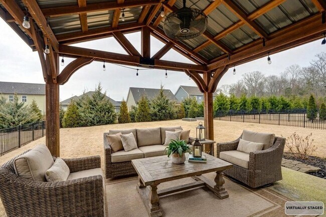 Building Photo - 7458 White Pine Dr