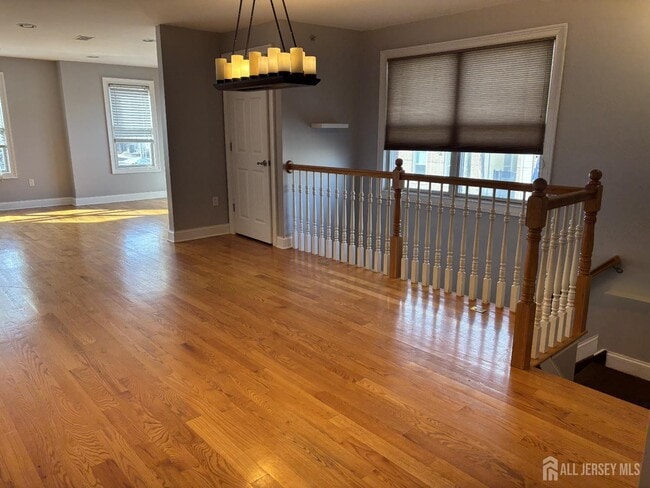 Building Photo - 112 N Broadway