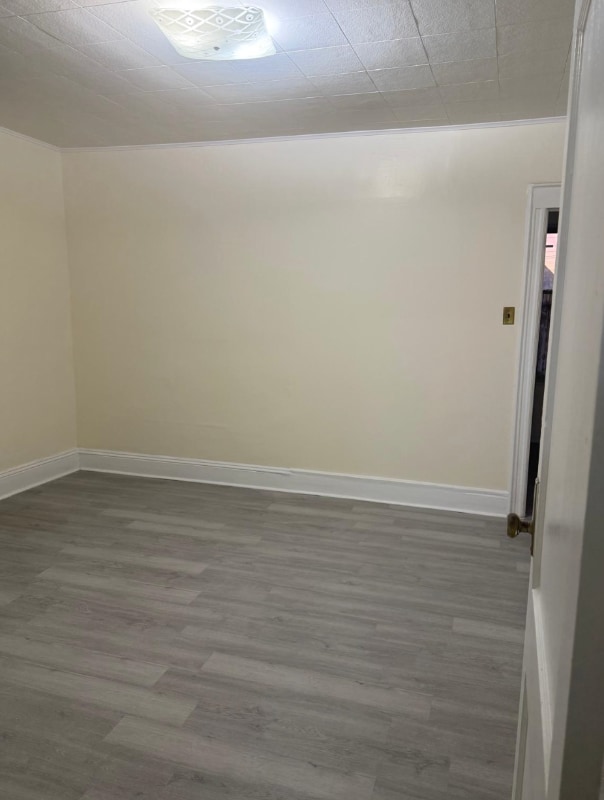 Building Photo - 1037 Remsen Ave