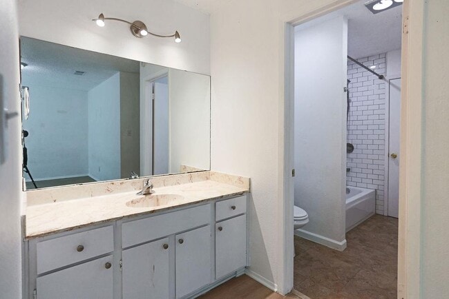 Building Photo - 7508 St Amant Pl