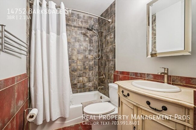 Building Photo - 14752 Barksdale St