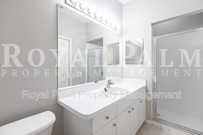 Building Photo - 8550 Kingbird Loop