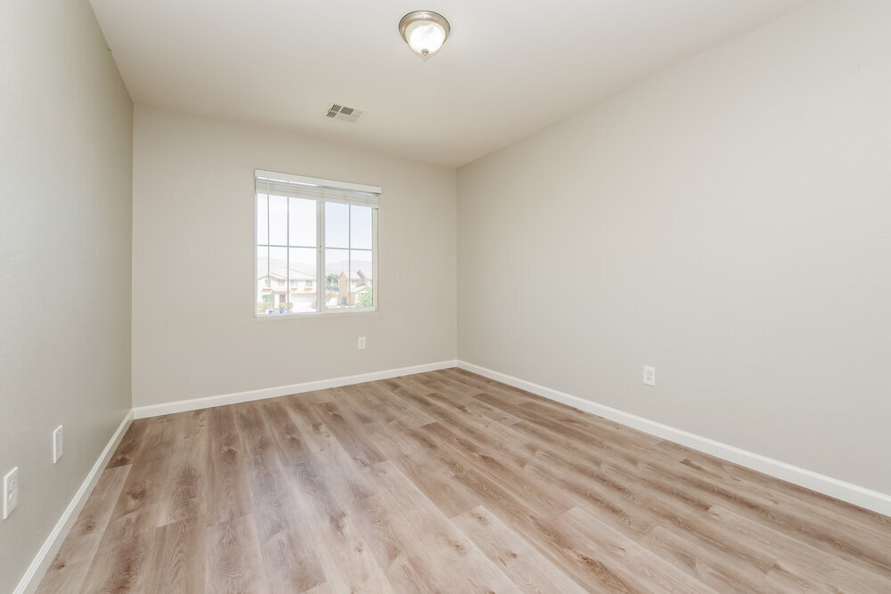 Building Photo - 2405 Breckle Key Ave