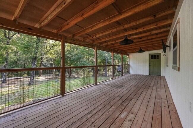 Building Photo - Must-See Country Retreat with Modern Convenience