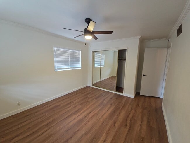 Building Photo - Well Maintained - 2 bedroom home in great area.