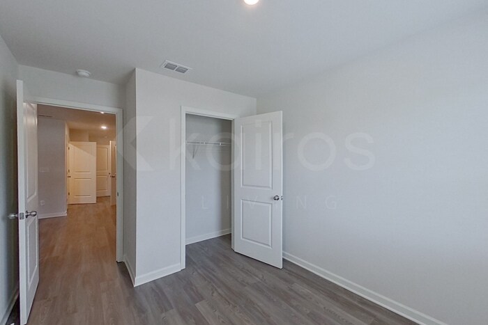 Building Photo - 366 Ironwood Ct