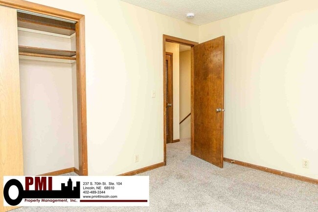 Building Photo - 3800/3802 Keith Cir