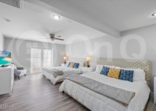 Building Photo - 6149 E Delcoa Ave