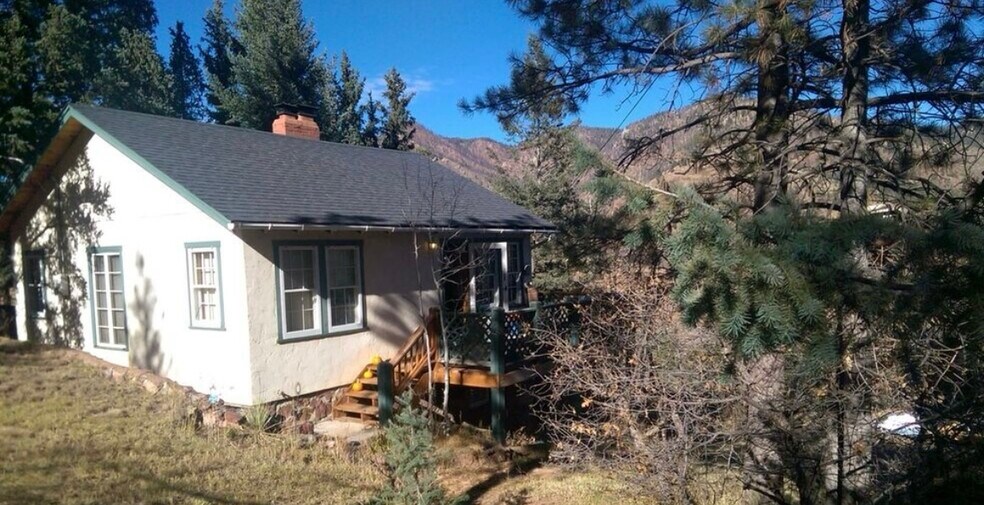 Building Photo - 9260 Shoshone Rd