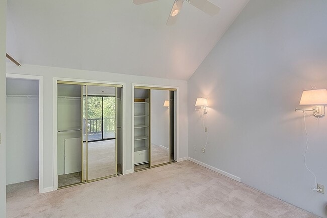 Building Photo - 4 bed/ 2 bath house on 145th St!