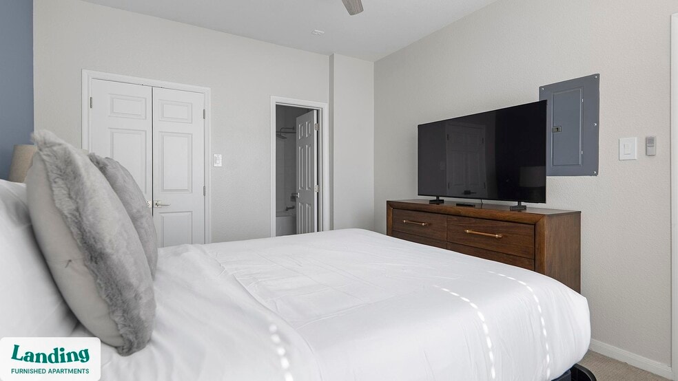 Building Photo - 1215 W Slaughter Ln