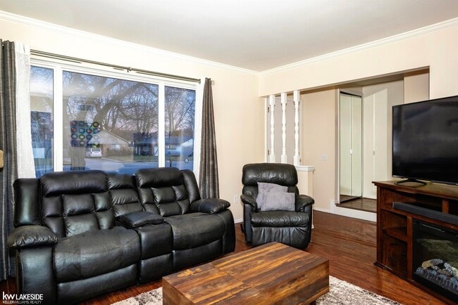 Building Photo - 28115 Little Mack Ave