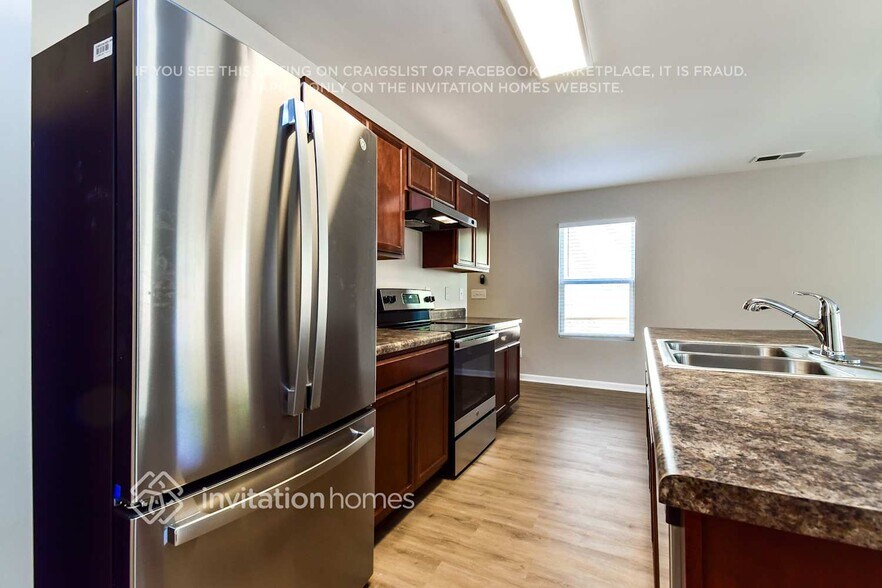 Building Photo - 24 Everett Cir SE