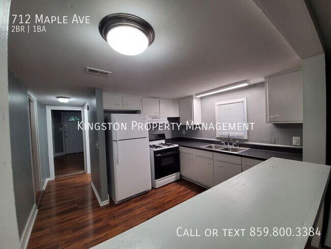 Building Photo - 712 Maple Ave