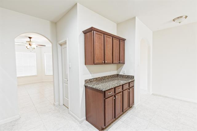 Building Photo - 1829 Persimmon Dr
