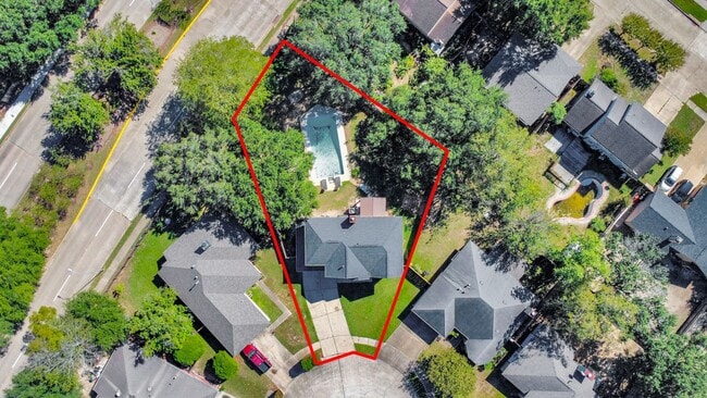 Building Photo - 20303 White Poplar Dr